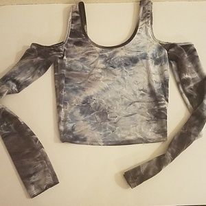 Cut out velour cropped shirt